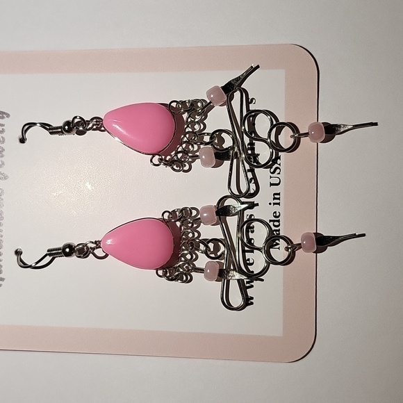 1195- Pink Beads Women's Handmade Earrings NWT - Picture 2 of 3